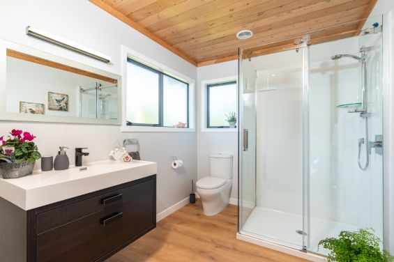 Deluxe French Room - bathroom